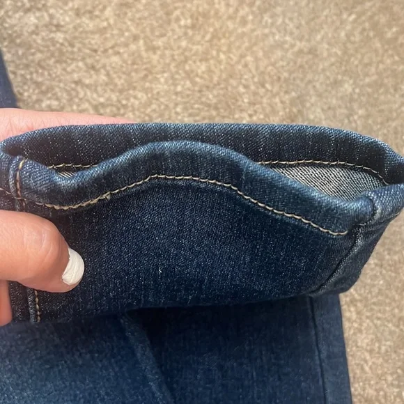 Fashion nova’s high waisted jeans - Picture 4 of 5